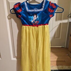 Disney snow white nightgown
